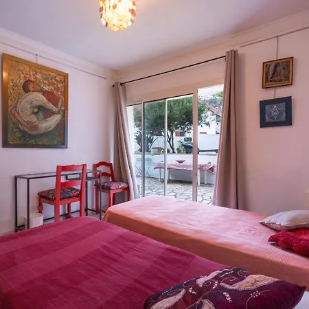 Apartman Rez De Jardin A 100 M De La
