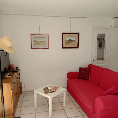 Appartement Rez De Jardin A 100 M De La La Seyne-sur-Mer